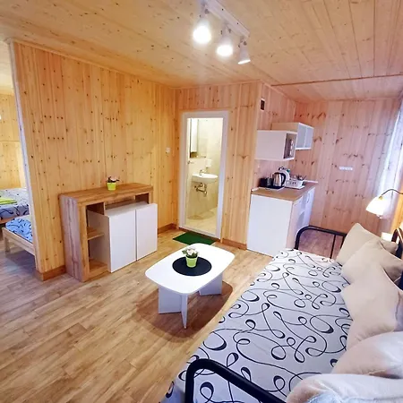 Elmona פארק נופש *