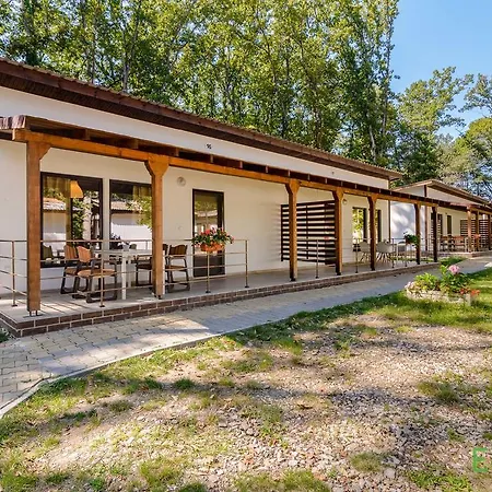 Elmona Holiday park *